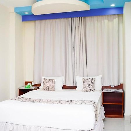 Al Bayrahaa Hotel Apartments 锡卜 外观 照片