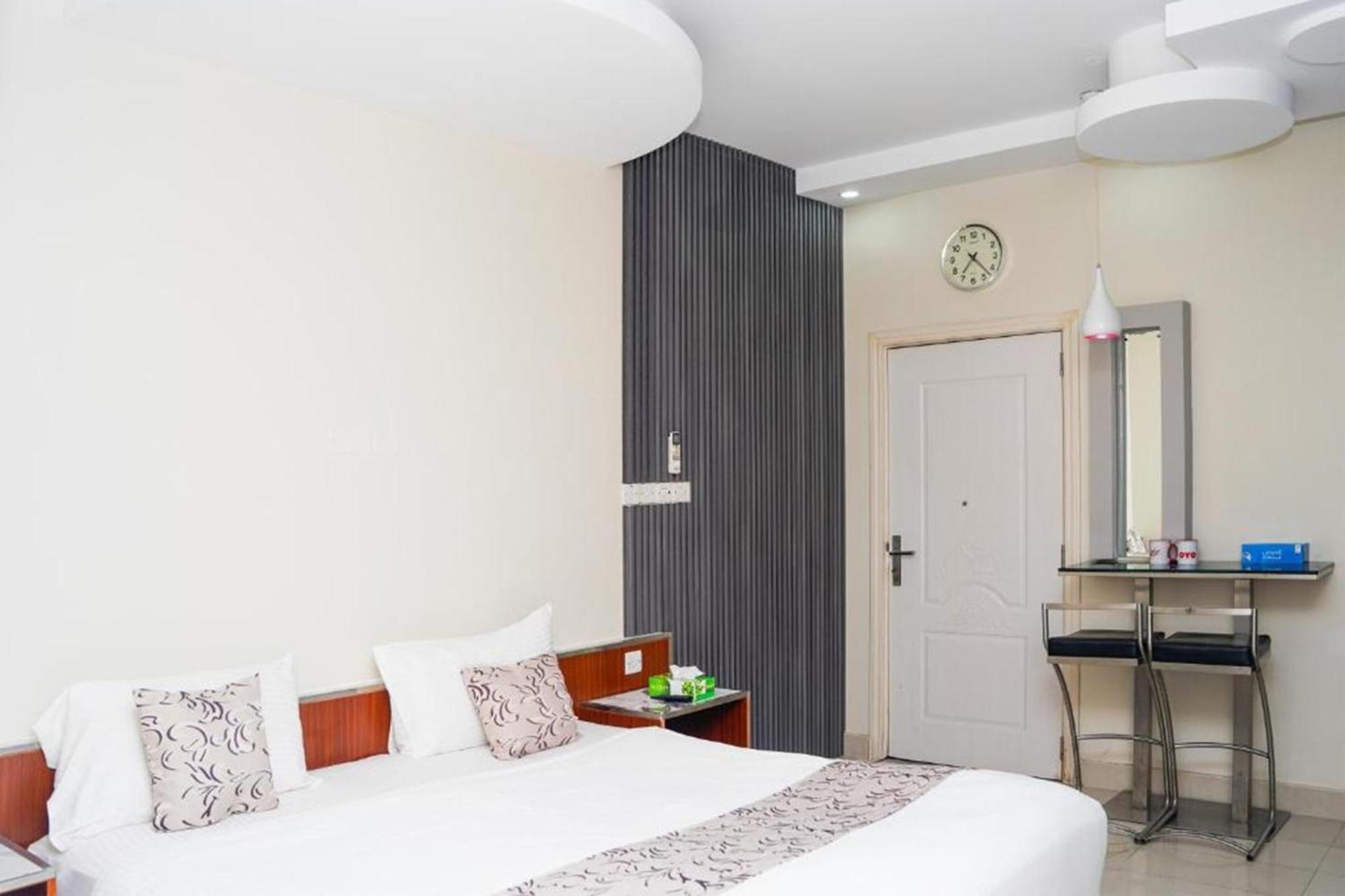 Al Bayrahaa Hotel Apartments 锡卜 外观 照片