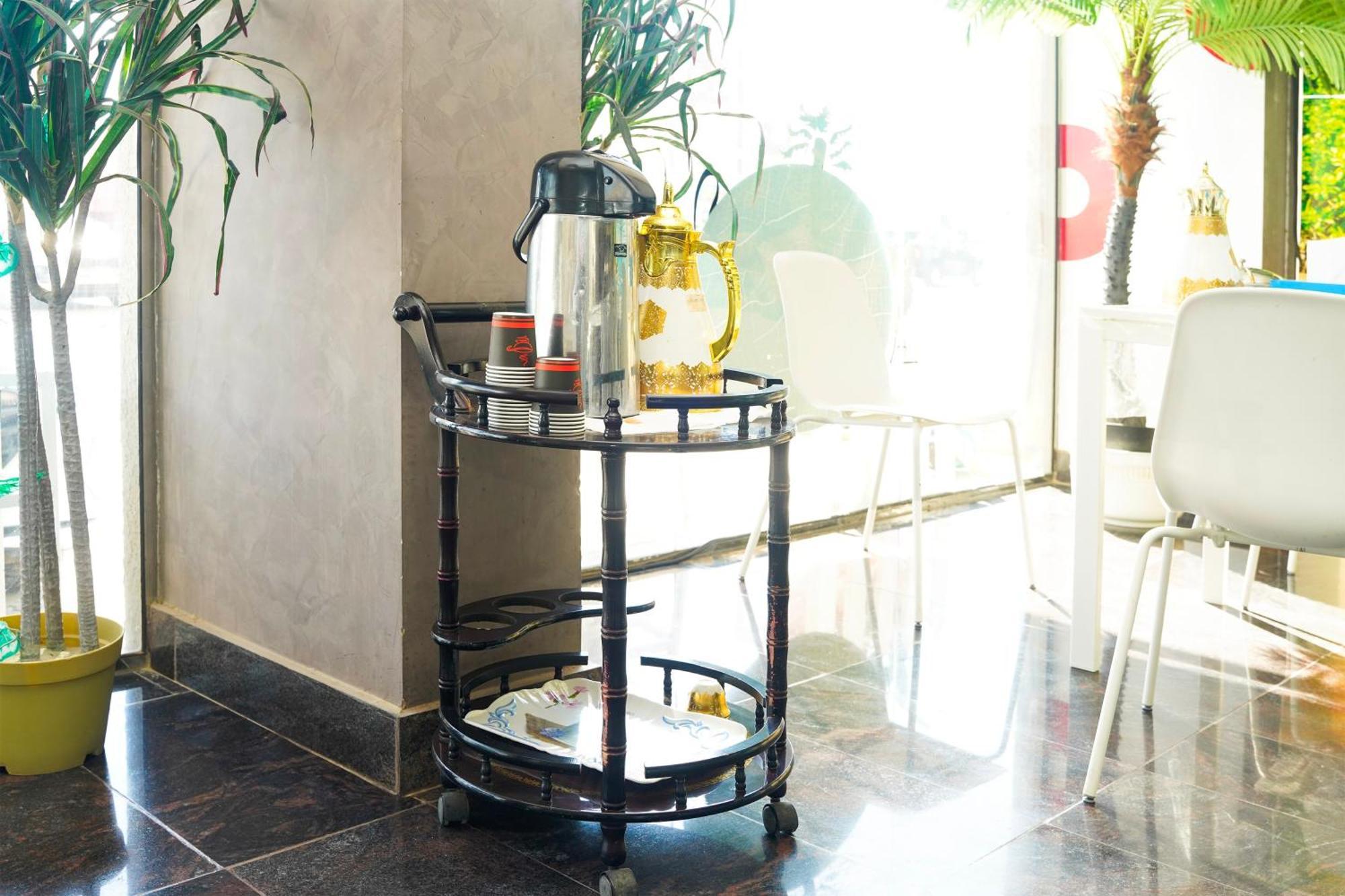 Al Bayrahaa Hotel Apartments 锡卜 外观 照片