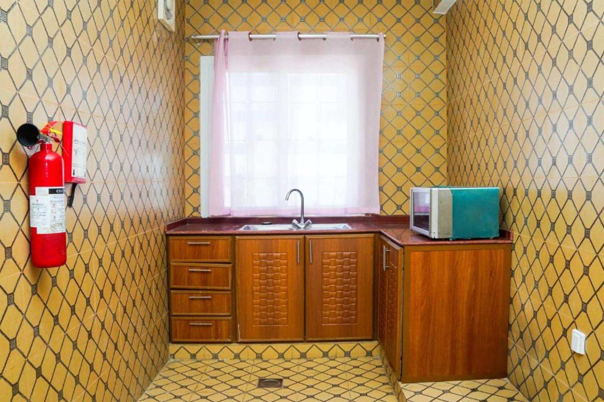 Al Bayrahaa Hotel Apartments 锡卜 外观 照片