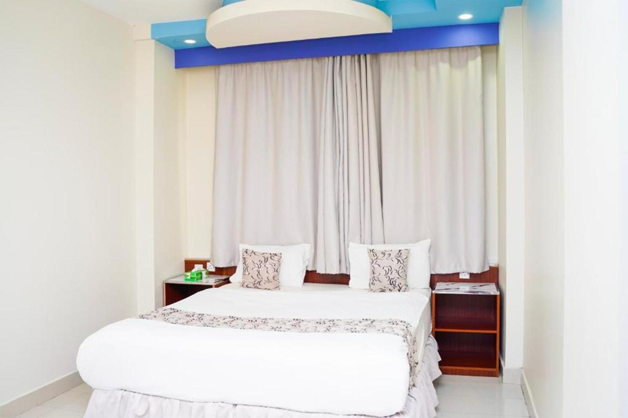 Al Bayrahaa Hotel Apartments 锡卜 外观 照片