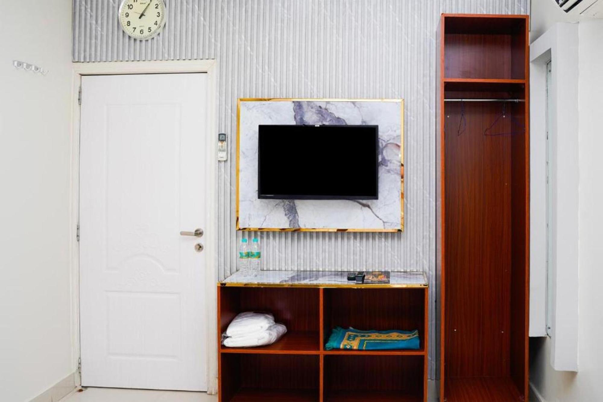 Al Bayrahaa Hotel Apartments 锡卜 外观 照片