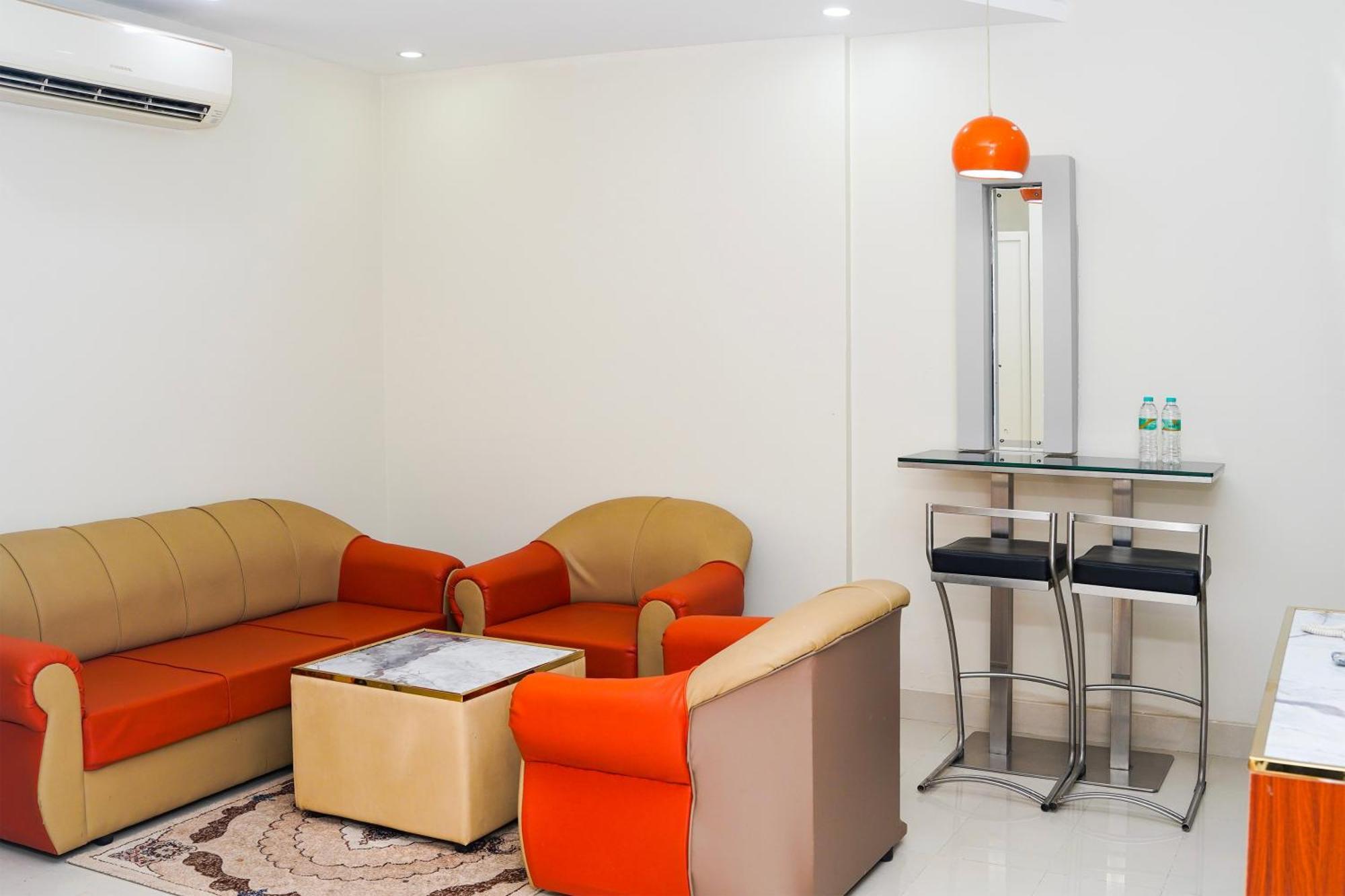 Al Bayrahaa Hotel Apartments 锡卜 外观 照片